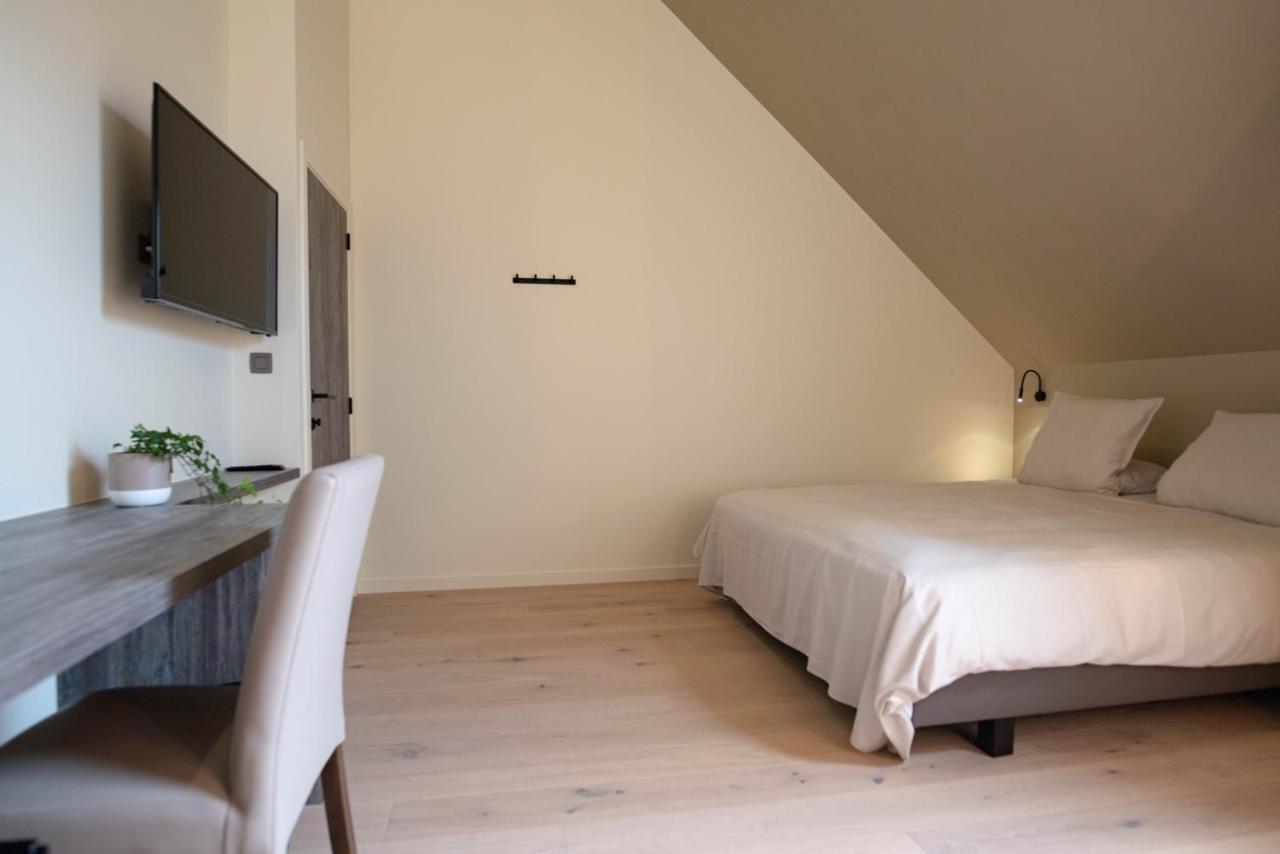 'T Ponton Bed & Breakfast Nieuwpoort Eksteriør bilde